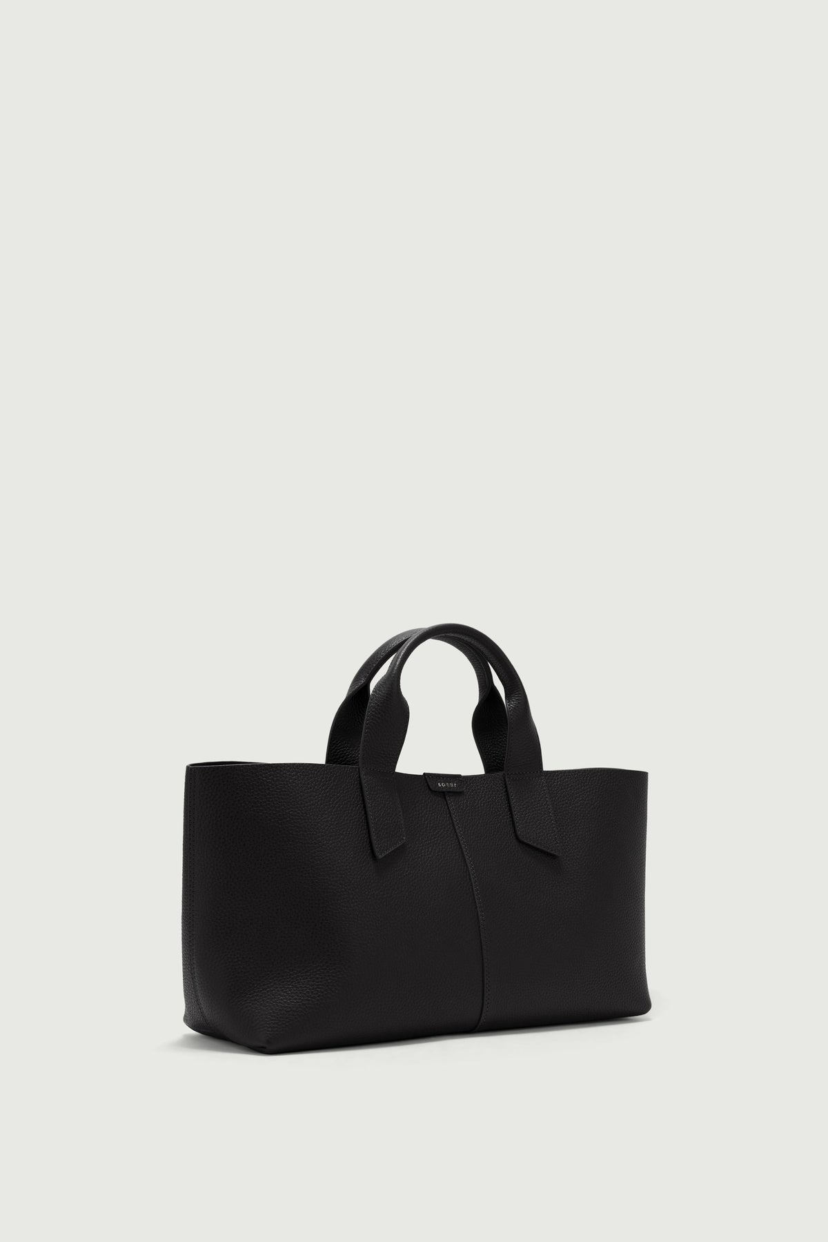 Sac cabas allongé en cuir grainé