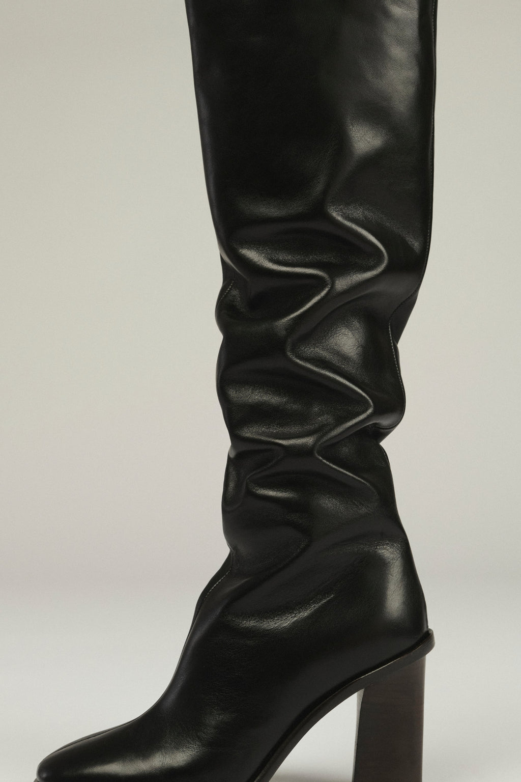 Bottes à couture centrale en cuir